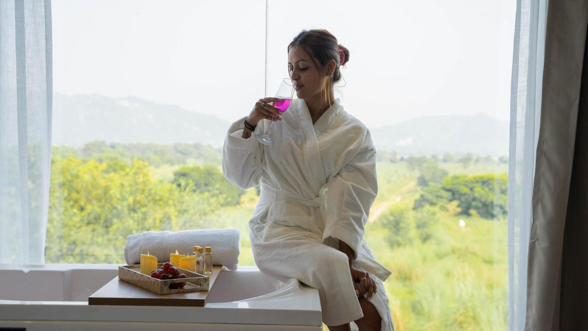 The Ganges Riverside Escape With A Private Ghat 하리드와르 객실 사진