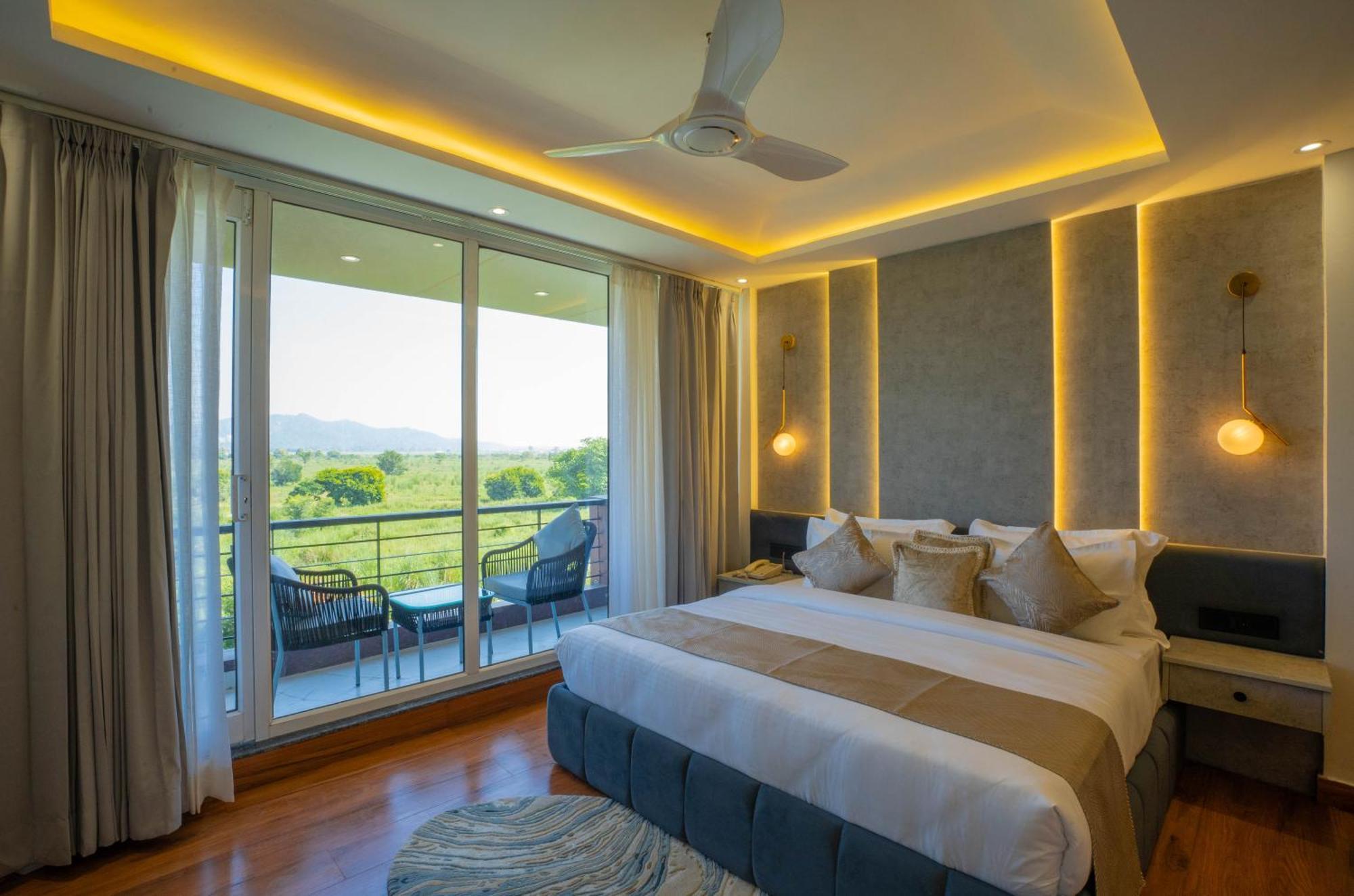 The Ganges Riverside Escape With A Private Ghat 하리드와르 객실 사진