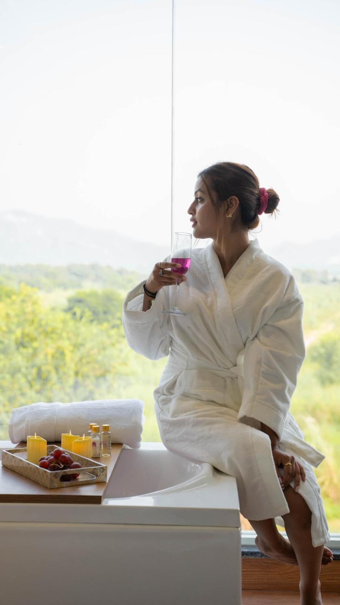 The Ganges Riverside Escape With A Private Ghat 하리드와르 객실 사진