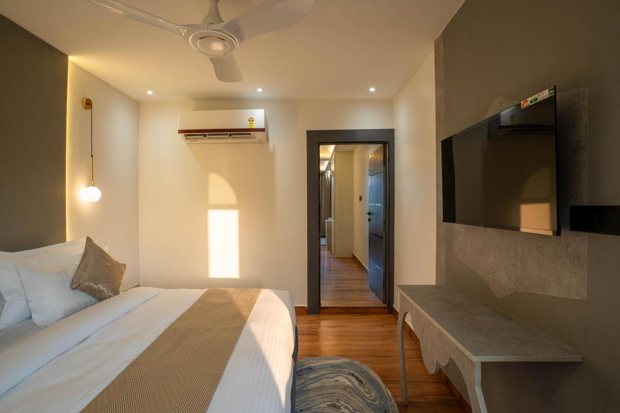 The Ganges Riverside Escape With A Private Ghat 하리드와르 객실 사진