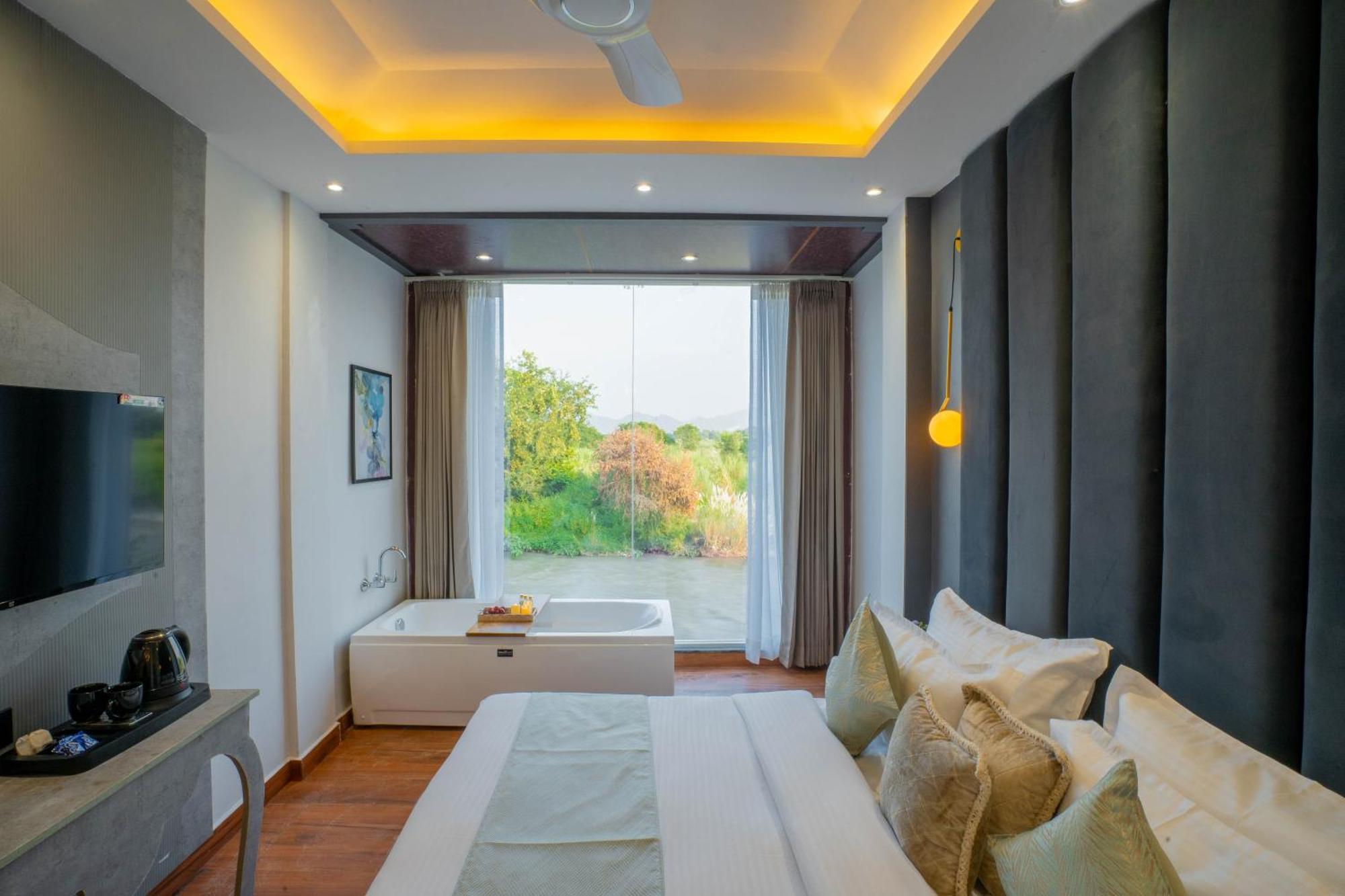 The Ganges Riverside Escape With A Private Ghat 하리드와르 외부 사진