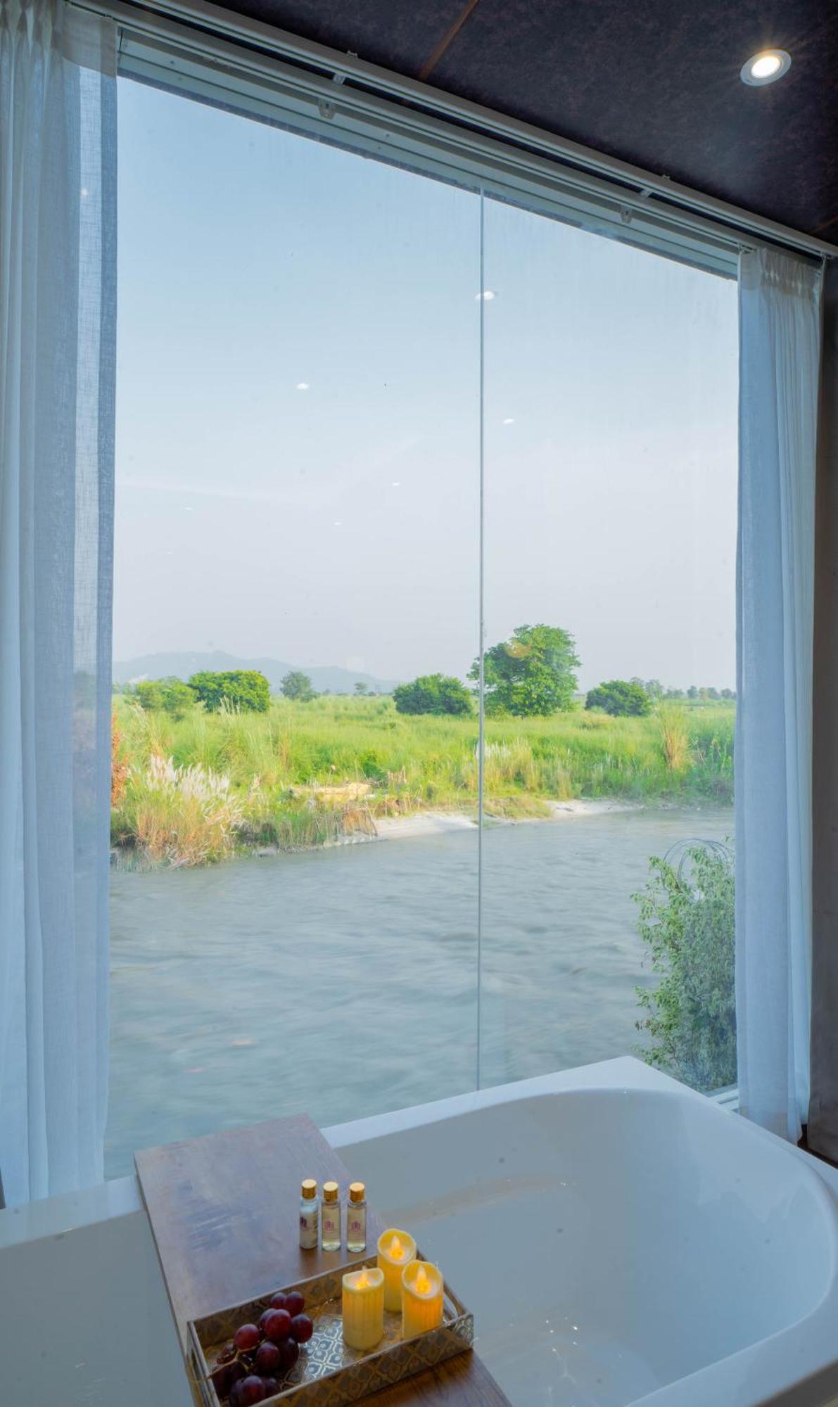 The Ganges Riverside Escape With A Private Ghat 하리드와르 외부 사진