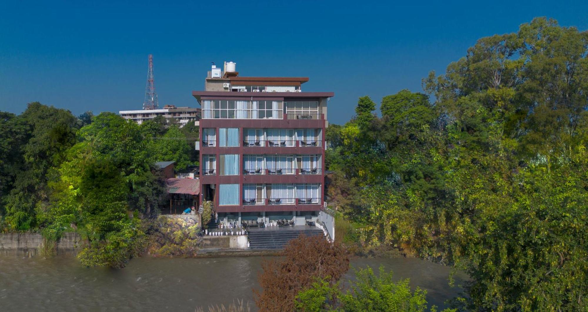 The Ganges Riverside Escape With A Private Ghat 하리드와르 외부 사진